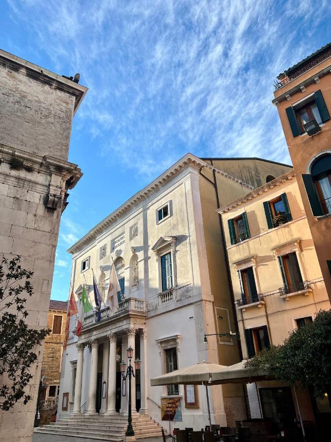 Apt Teatro Venice Exterior photo